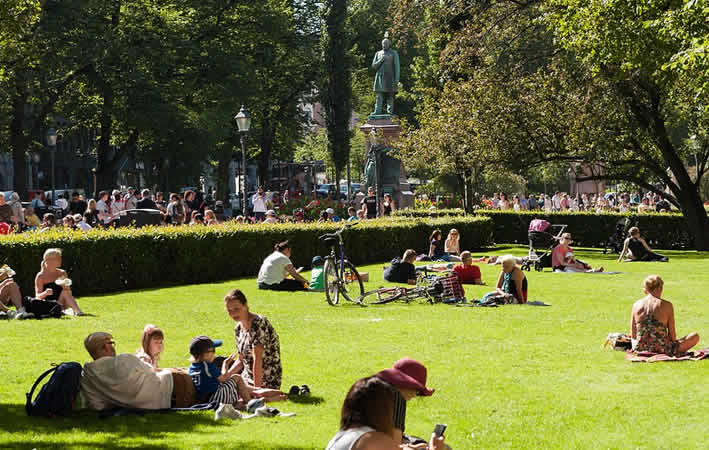 Helsinkis grüne Oasen: Natur mitten in der Stadt