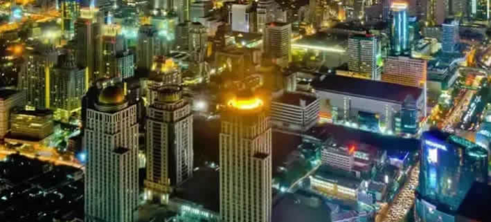 Bangkok: Eine Stadt der Kontraste und Möglichkeiten
